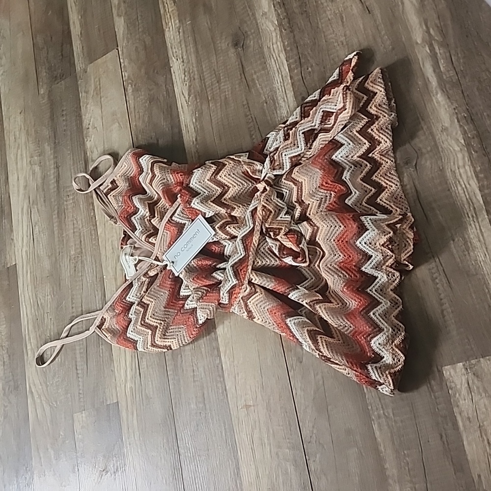 Romper - Picture 2 of 4